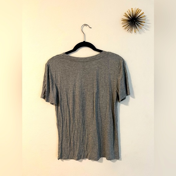 Disney Hakuna Matata T-Shirt (*new with tags) - Picture 2 of 3